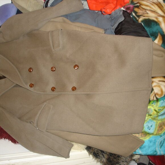 Two Camel Mens Wool Overcoats. - Picture 7 of 12